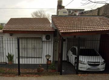 Casa · 120m² · 4 Ambientes · 2 Cocheras · En Venta en Martin Coronado Dos Casas Juntas en Apmlio Lote de Terreno F: 10105