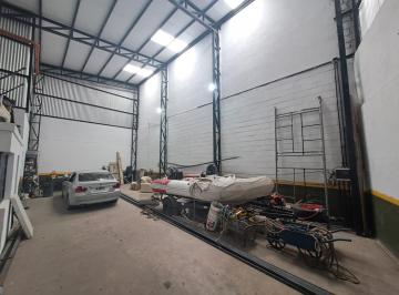 Bodega-Galpón · 110m² · 1 Ambiente · Galpón Amplio con Oficina y Parrillero