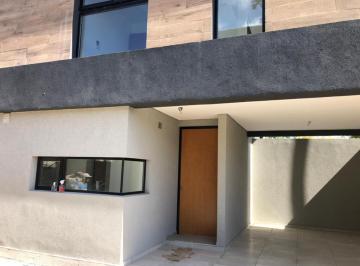 Departamento · 90m² · 3 Ambientes · 1 Cochera · Departamento Venta Villa Elisa