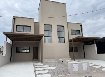 Foto · Duplex en Rincones de Manantiales