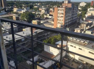 Departamento · 75m² · 4 Ambientes · 1 Cochera · Excelente 3 Amb. C/dep en Inmejorable Zona de San Isidro