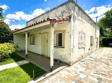 Casa de 4 ambientes, Esteban Echeverría · Casa a La Venta en La Mejor Zona de Monte Grande!