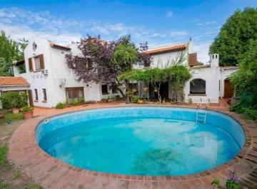 Casa · 450m² · 6 Ambientes · 2 Cocheras · Casa en Venta 6 Ambientes, La Lucila