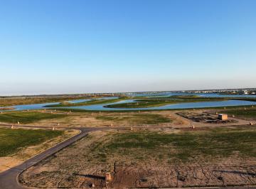 Terreno · 683m² · Lote en Venta Puertos del Lago en Barrio Amarras de 683 m