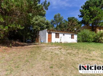 Casa de 4 ambientes, Nueva Atlantis · Casa en Lote a Terminar: Caseros 3423 - Nueva Atlantis - C871