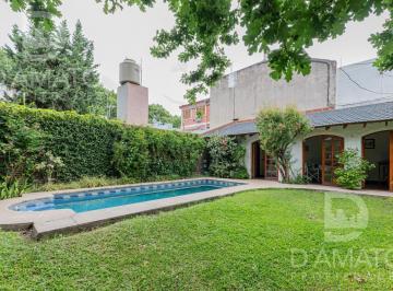 Casa · 500m² · 6 Ambientes · 3 Cocheras · Casa en Villa Devoto