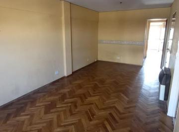 Departamento · 3 Ambientes · Departamento 2 Dorm. con Cochera en Abasto