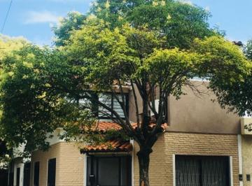 Casa · 118m² · 4 Ambientes · Casa en Venta 4 Ambientes Florida Vte. López