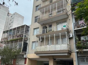 Departamento de 2 ambientes, Villa General Mitre · Departamento de 2 Ambientes con Balcón Al Frente en Alquiler