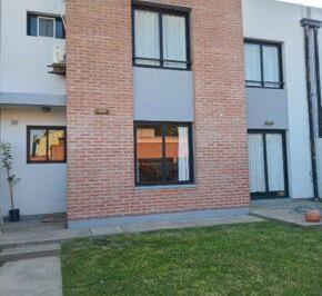 Departamento de 2 ambientes, La Plata · Venta - Dúplex de Dos Dorm. - Calle 516 E/19 y 21 - Manuel B. Gonnet