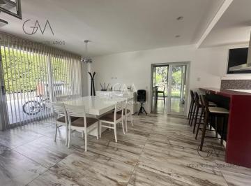 Casa · 280m² · 3 Dormitorios · Casa en Alquiler Temporada en Rumenco