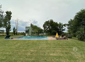 Quinta vacacional · 218m² · 4 Ambientes · Quinta en General Belgrano