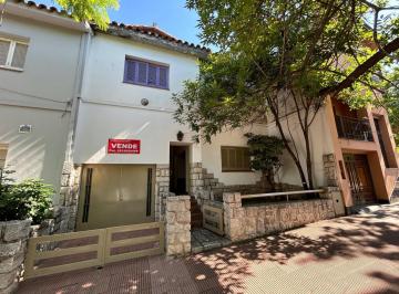Casa de 6 ambientes, Córdoba · Gral. Paz - Exc Ubicación 3 Dorm (1 en Planta Baja) Patio