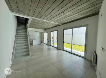 PH · 146m² · 5 Ambientes · Casa 3 Dorm. - Jujuy 2400 - Pichincha Rosario | Venta