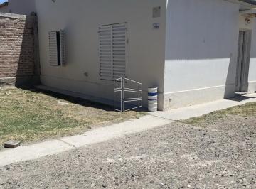 Casa · 60m² · 3 Ambientes · Venta - Propiedad en Barrio Verdecchia - C079