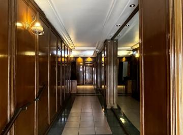 Hall del edificio · Depto Semipiso en Pleno Cordoba