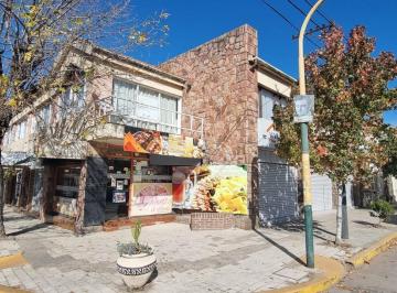 Departamento · 8 Ambientes · Departamento en Cosquin Centro