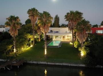 Casa · 404m² · 5 Ambientes · 1 Cochera · Venta, Casa, 5 Ambientes, a La Laguna, Parque, Cochera, Pileta Climatizada, Santa Barbara, Nordelta