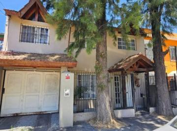 Casa · 100m² · 4 Ambientes · 1 Cochera · Casa Venta Villa Udaondo Ituzaingo