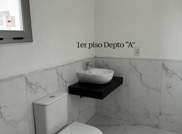 Baño Completo · Departamento 3 Amb - Cochera - Sum - Parrilla - Pileta