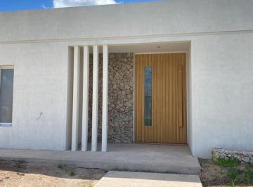 Casa · 165m² · 4 Ambientes · 2 Cocheras · Casa con Pileta en Barrio Cerrado Club Manuel Belgrano, La Pista, Maschwitz, Escobar, G. B. a. Zona No