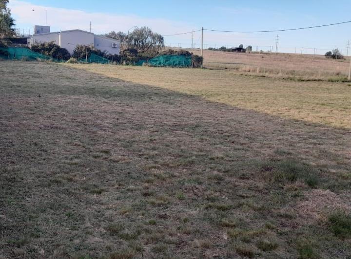 Terreno · 900m²