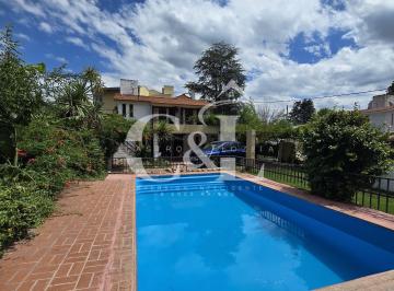 Casa de 5 ambientes, Villa Carlos Paz · Casa Esquina 3 Dor, Pileta, Frente Al Rio Playas de Oro - Villa Carlos Paz