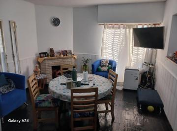 PH · 68m² · 2 Ambientes · 1 Cochera · PH en Tablada
