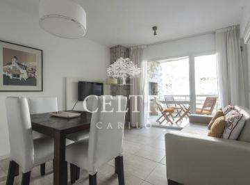 Departamento · 50m² · 2 Ambientes · 1 Cochera · 2 Ambientes Amueblado en Sea Point