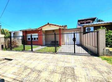 Casa de 5 ambientes, Ituzaingó · Chalet en Venta en Ituzaingo Norte