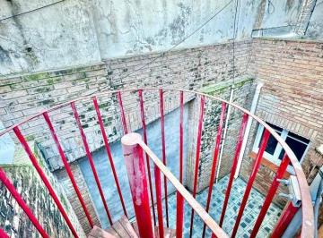 PH · 56m² · 4 Ambientes · PH en Venta - B Centro - Av Maipú 266