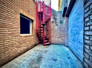 PH · 56m² · 4 Ambientes · PH en Venta - B Centro - Av Maipú 266