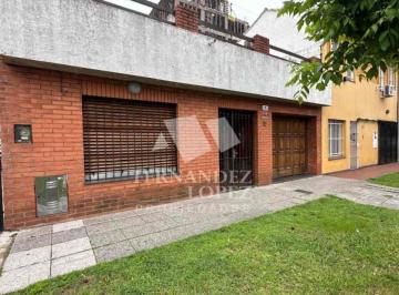 Casa de 5 ambientes, Quilmes · Casa de 5 Ambientes en Excelente Ubicacion