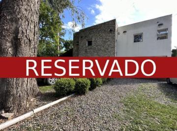 Casa · 257m² · 5 Ambientes · 10 Cocheras · Venta |casa 5 Amb | Bosque P Ramos