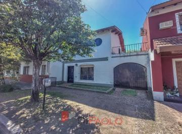 Casa · 89m² · 4 Ambientes · 1 Cochera · Venta de Casa PH 4 Ambientes en Martin Coronado