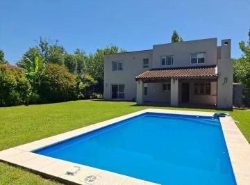 Casa · 280m² · 5 Ambientes · 1 Cochera · Casa en Alquiler en La Pilarica, Pilar, G. B. a. Zona Norte