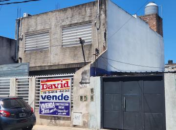 Casa de 4 ambientes, La Matanza · Casa 4 Amb. Amplios en Dos Plantas