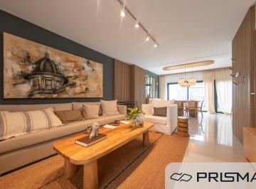 Casa · 150m² · 7 Ambientes · 2 Cocheras · One Dakota Housing - Casas 3 Dorm.