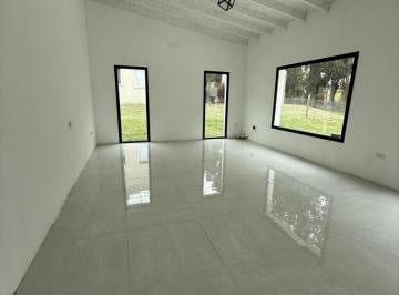 Casa · 139m² · 3 Ambientes · 4 Cocheras · Casa 3 Ambientes a Estrenar en Barrancas de San Benito
