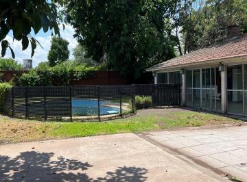 Casa de 5 ambientes, San Miguel · Casa en Venta en Bella Vista