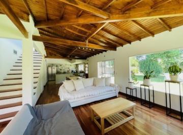 Casa · 183m² · 4 Ambientes · 3 Cocheras · Casa en Venta San Vicente