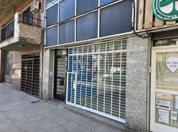 Local comercial de 3 ambientes, San Cristobal · Oportunidad en Jujuy Al 1000 - PH con Local en Pb + 2 Dptos - Venta en Block