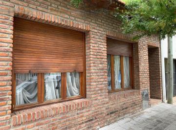 Casa · 140m² · 4 Ambientes · 1 Cochera · Casa Apta Crédito 3 Dorm Bº Sánchez Elías