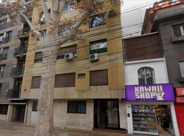 Oficina comercial · 60m² · 3 Ambientes · Oficina/departamento/2 Priv/baño/kitchenet