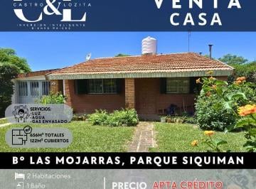 Casa · 122m² · 3 Ambientes · 1 Cochera · Se Vende Casa 2 Dorm. C/pileta. B° Las Mojarras, Parque Siquiman.