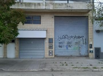 FRENTE · Alquiler 36 Meses. Local/galpon 100 m Z/don Bosco