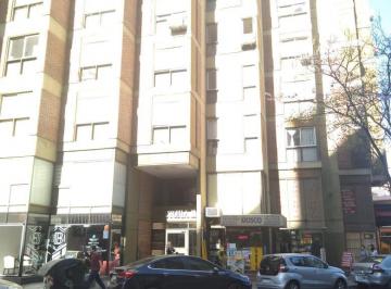 Departamento · 44m² · 3 Ambientes · Depto 1 Dorm en Alberdi - Frente a Tribunales