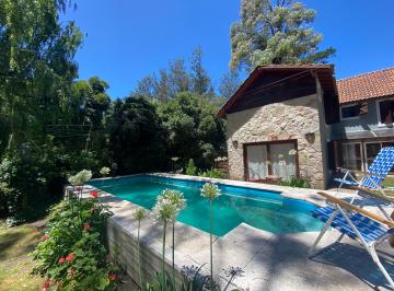 Casa de 4 ambientes, Mar del Plata · Vendemos Casa en El Bosque Peralta Ramos con Piscina
