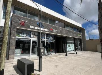 Local comercial · 46m² · Oportunidad en Paseo Mitre III - Local en Venta - 485 E/ 136 y 137 J. Gorina