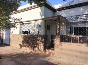 Casa de 6 ambientes, Córdoba · Casa en Venta - ¡Se Escucha Oferta!